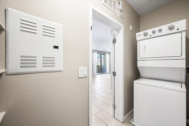 Building Photo - Affinity Rental