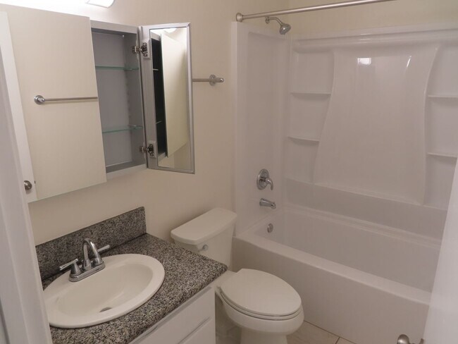 Building Photo - Nicely Updated Three Bedroom Home in Mira ...