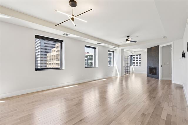 Building Photo - 1505 Elm St
