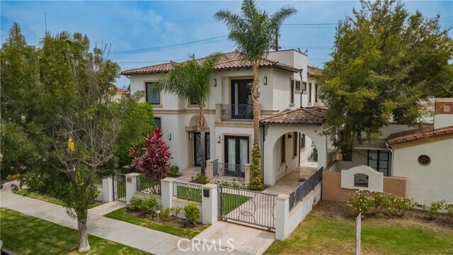 Building Photo - 268 S Clark Dr