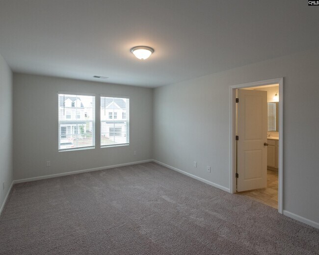 Building Photo - 921 S Desert Orch Ln