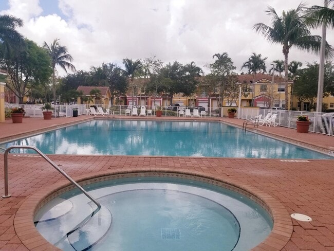 Building Photo - 3106 Shoma Dr