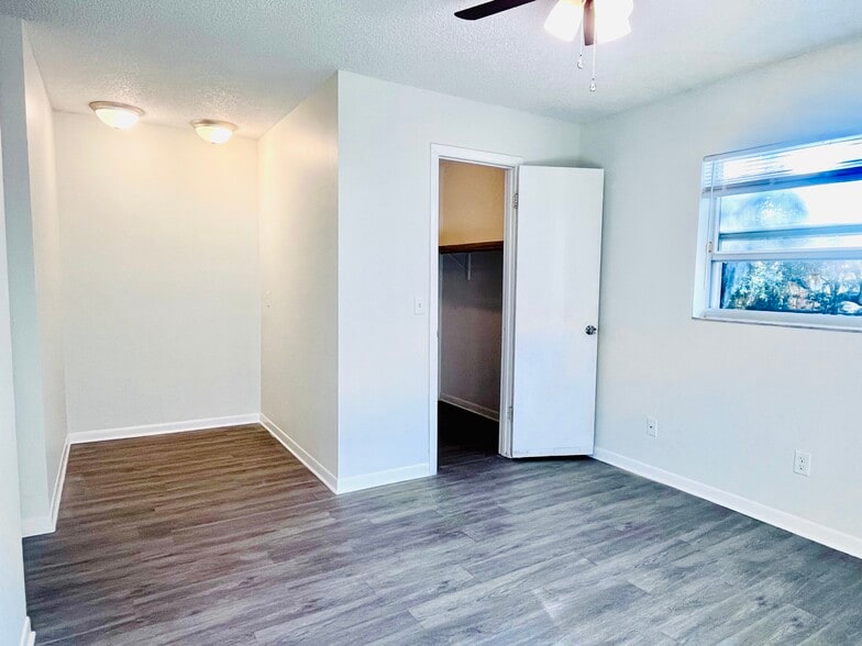 Building Photo - 8202 N MARKS ST