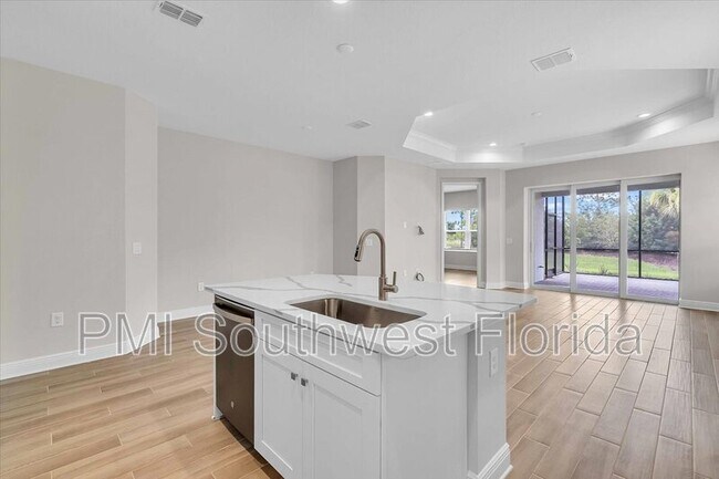 Building Photo - 18018 Franklin Park Ct