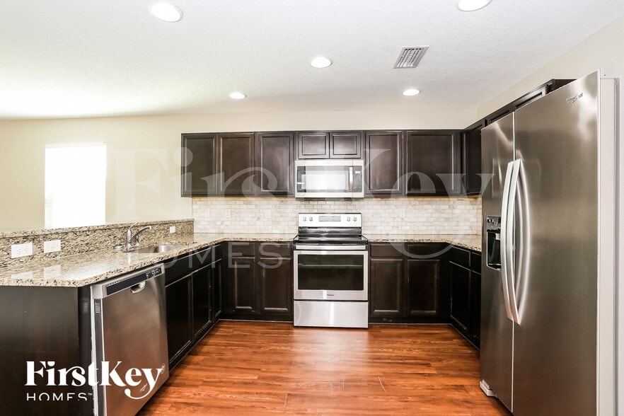 Building Photo - 78295 Saddle Rock Rd