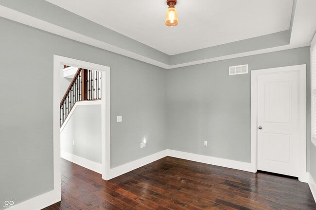 Building Photo - 16893 Oak Manor Dr