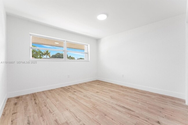 Building Photo - 9720 NW 24th Pl