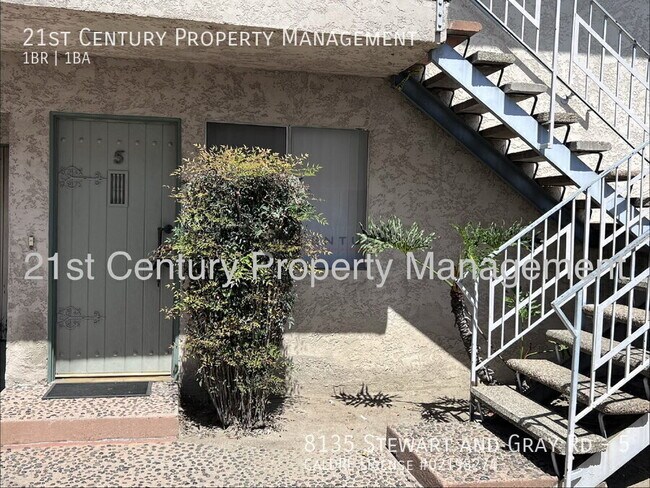 Building Photo - 8135 Stewart and Gray Rd