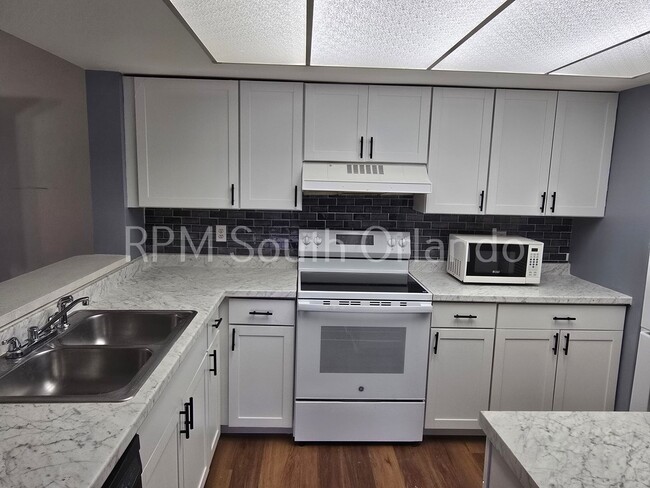 Building Photo - Lemon Tree Community