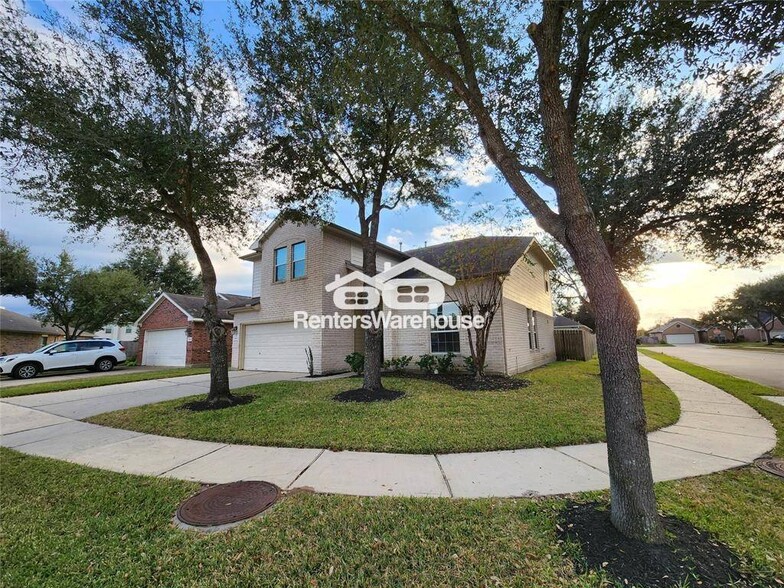 Building Photo - 16915 Melvin Oaks Ct