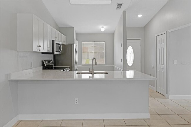 Building Photo - 5846 Willow Leaf Ct