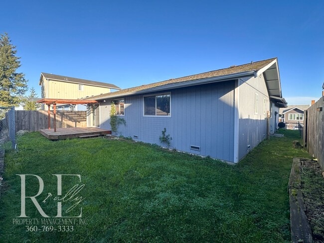 Building Photo - Single-Story Comfort on Lansing | Renovated Primary Bath, Covered Deck & Big Backyard