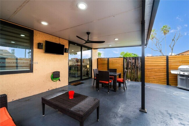 Building Photo - 6711 NW 193rd Ter