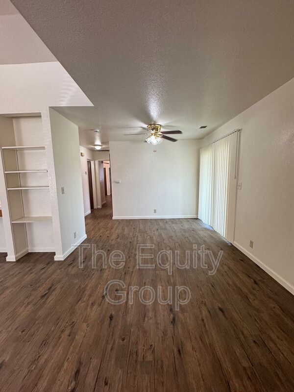 Building Photo - 4304 W Douglas Ave