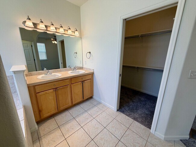 Building Photo - 3302 68th Ave Ct