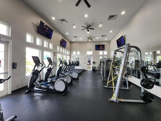 Building Photo - 1968 Greenbriar Ter