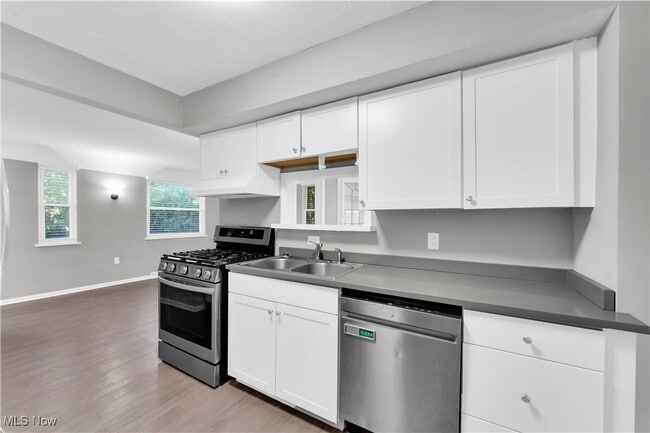 Building Photo - 21670 Wilmore Ave