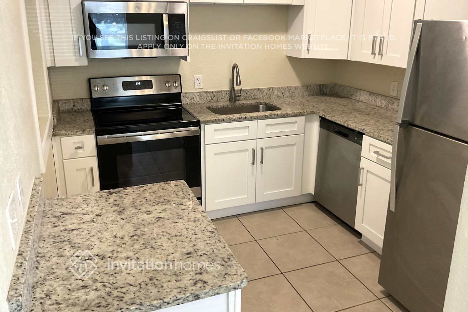 Building Photo - 219 Flamingo Dr