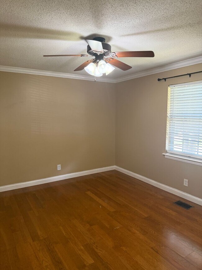 Building Photo - 4134 E Freedom Cir