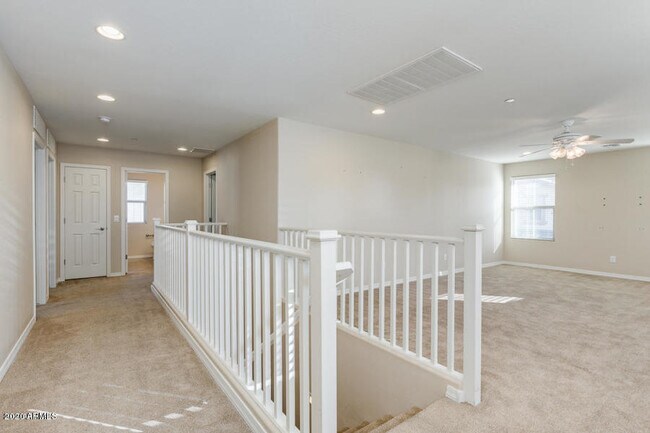 Building Photo - 4770 E Tierra Buena Ln