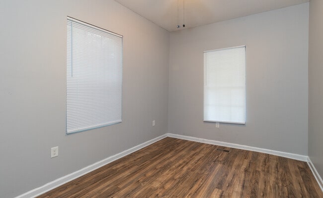 Building Photo - 3009 Sevier Ave