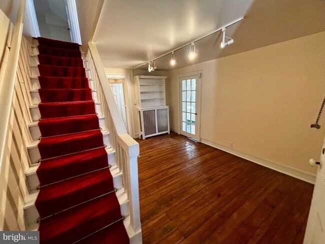 Building Photo - 8122 John Mosby Hwy