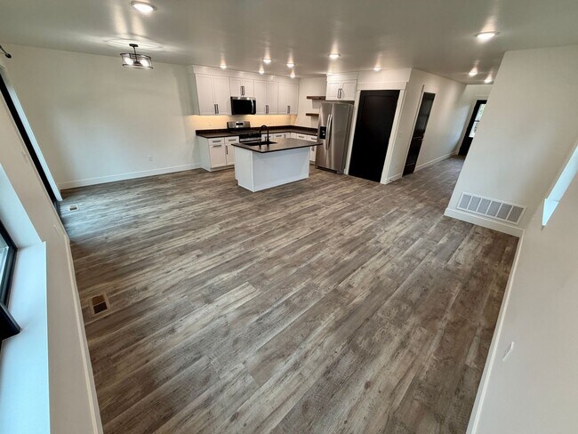 Building Photo - 3 B Raven Rdg Rd