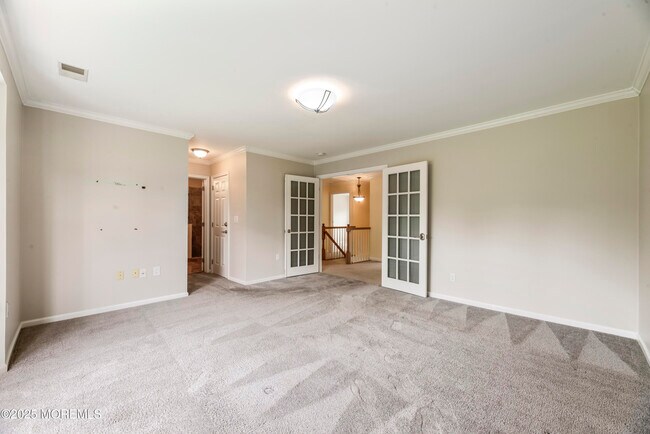 Building Photo - 220 Shinnecock Dr