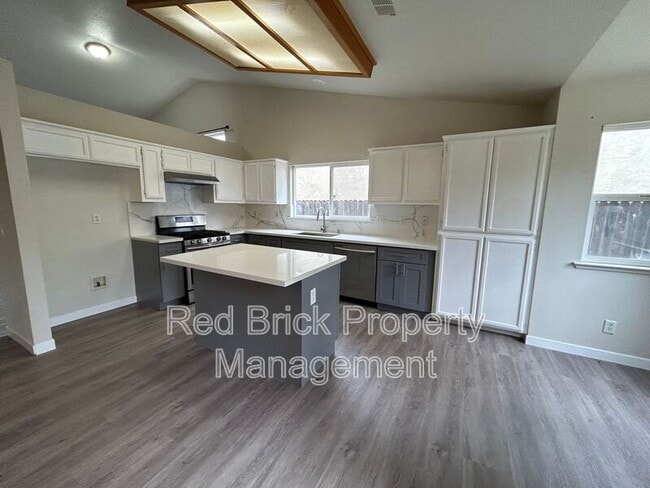 Building Photo - 2123 Princeville Ct