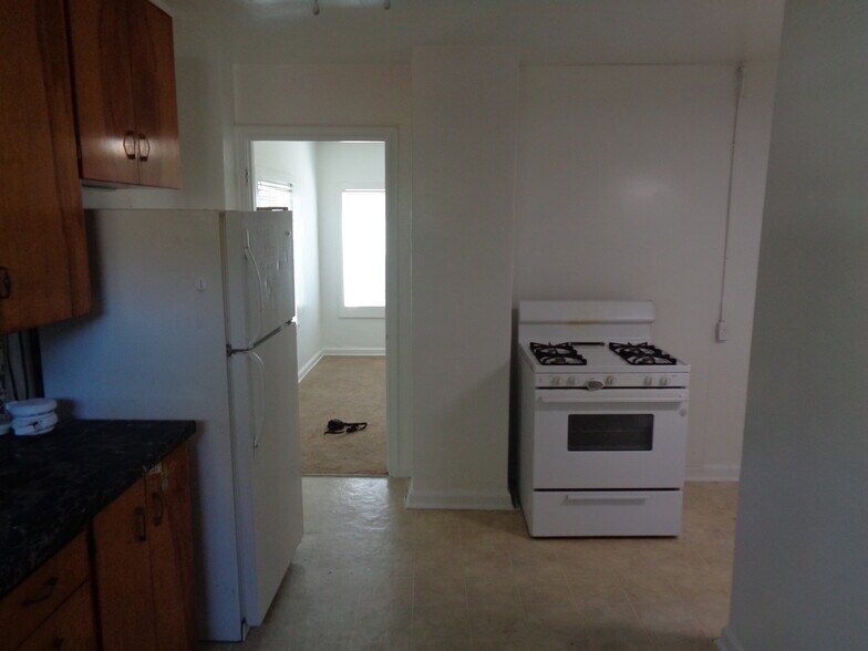 Building Photo - 3024 S 8850 W
