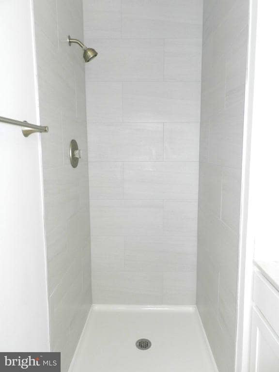 Building Photo - 206 Gerber Dr