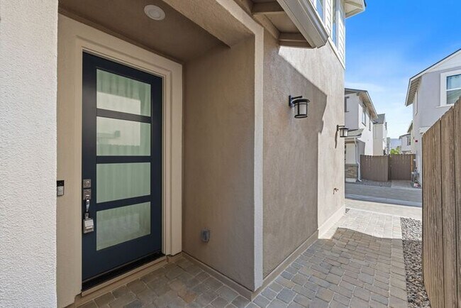 Building Photo - Brand new Arrowcreek Stunner!