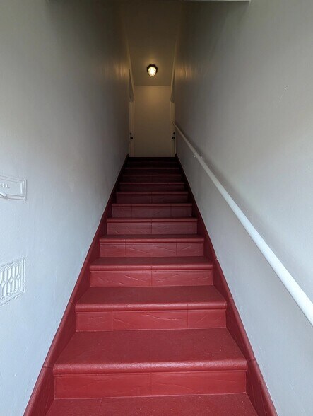 Building Photo - 5219 Packard St