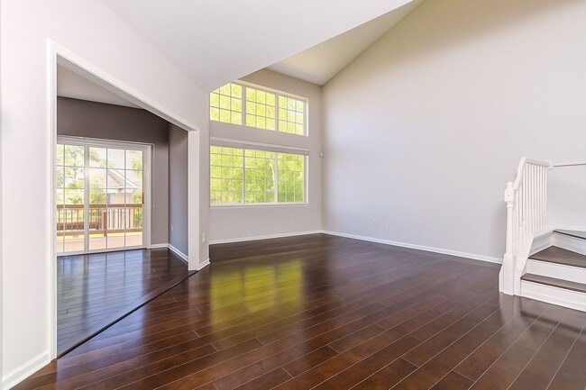 Building Photo - Stunning 2BR/2.5BA Townhouse with Dual Primary Suites, 2-Car Garage & Bonus Loft