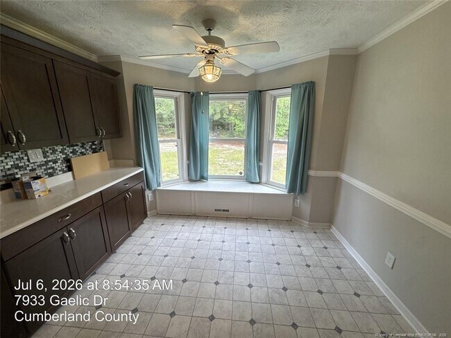 Building Photo - 7933 Gaelic Dr