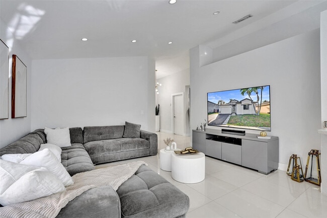 Building Photo - 1451 NW 47th Ave