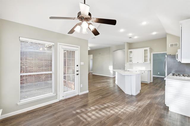 Building Photo - 1417 Grimes Dr