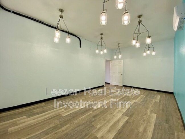 Building Photo - 218-228 North Market Street