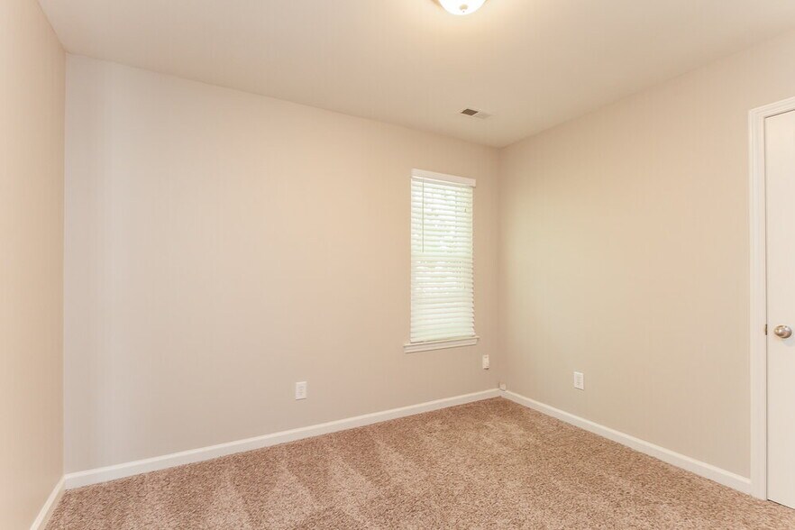 Building Photo - 4036 Mozart Ct