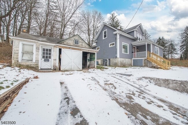 Building Photo - 382 Howard Blvd