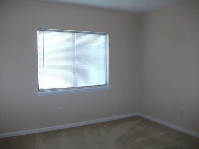 Building Photo - 9 Hannah Cole Dr