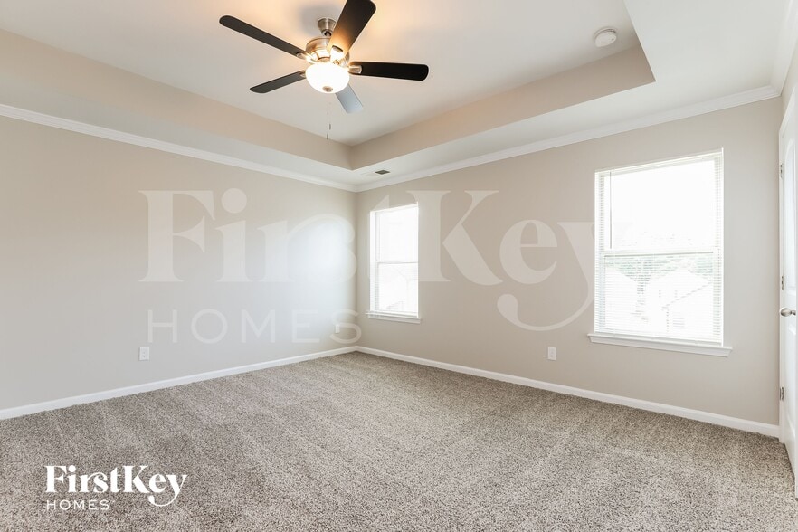 Building Photo - 777 Grenier Terrace NE