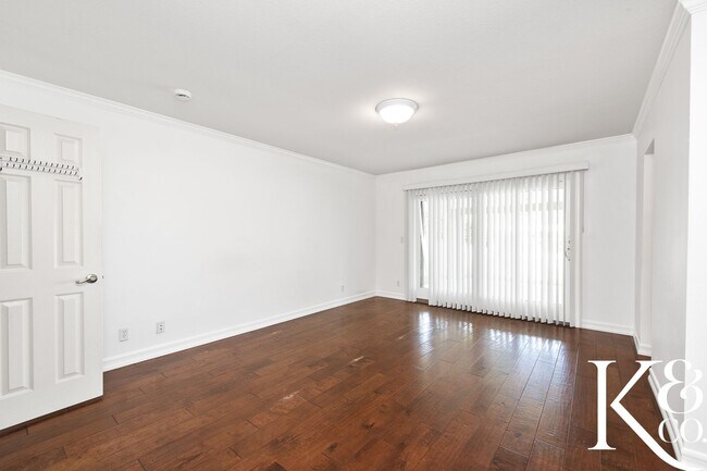 Building Photo - 1612 San Rafael Way