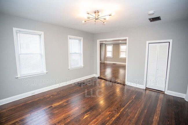 Building Photo - 220 S Church St