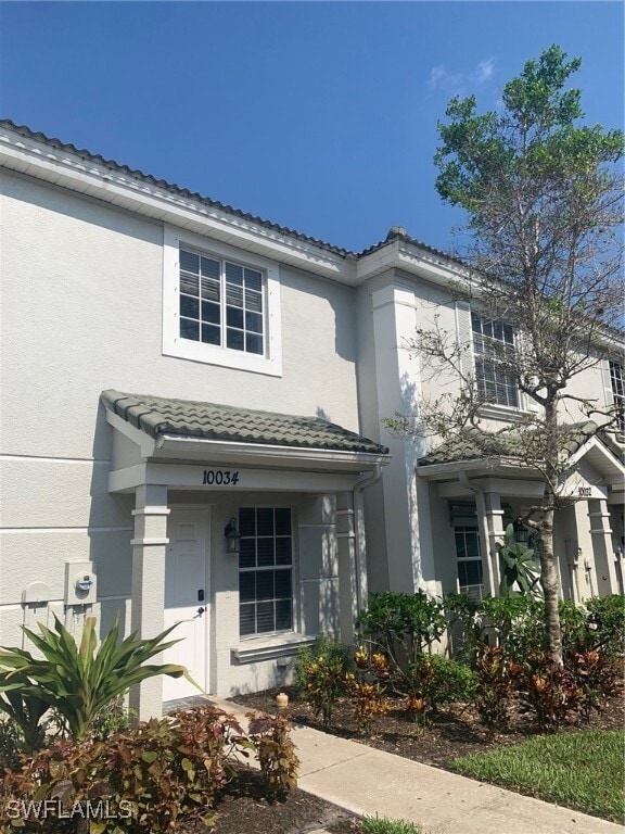 Building Photo - 10034 Poppy Hill Dr