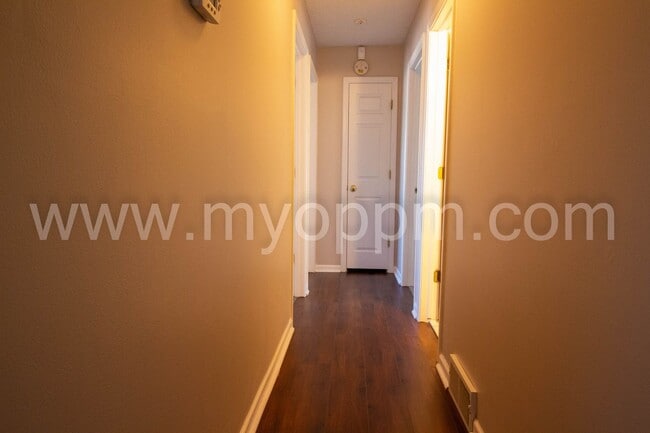 Building Photo - Beautiful 4 Bed 2 Bath Home for Rent in Mi...