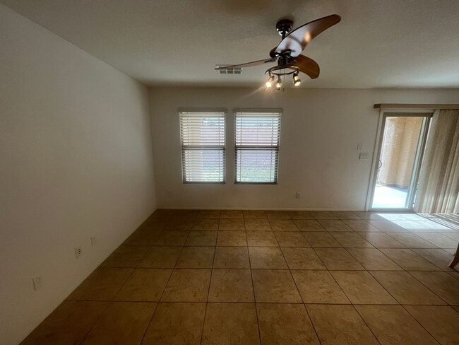 Building Photo - 2 Story-Single Family Home Located in Providence