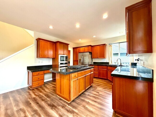 Building Photo - Beautiful Home in the Sought After Arbor Crossing Subdivision~ Soaring Windows with Great Natural...