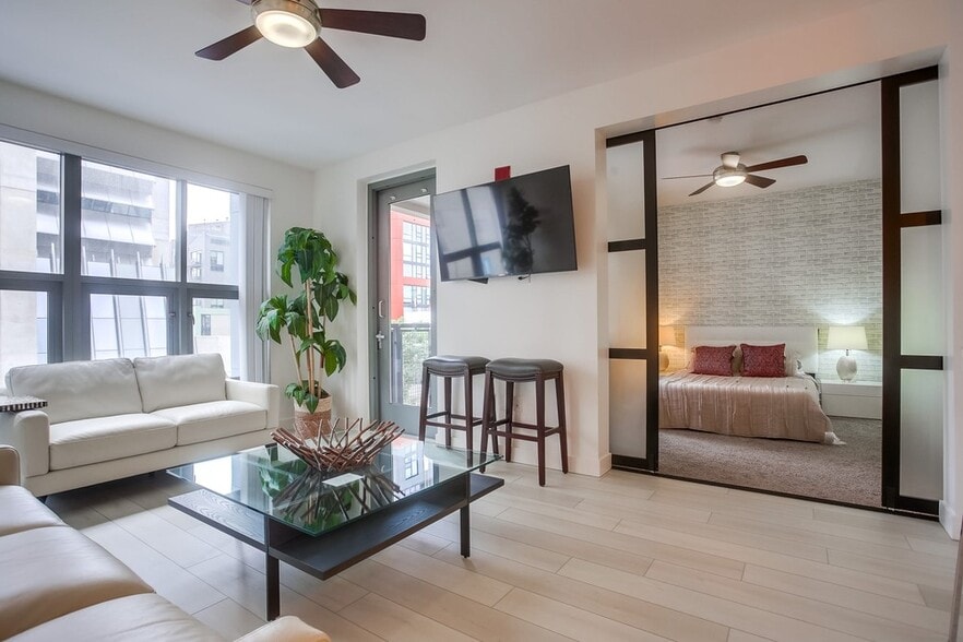 Building Photo - 1150 J St