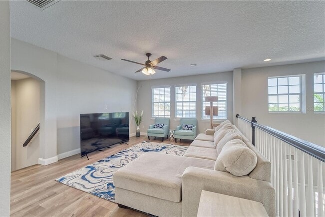 Building Photo - 5225 Brighton Shore Dr